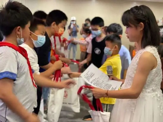 165220-638075.jpg 163150-134181.jpg