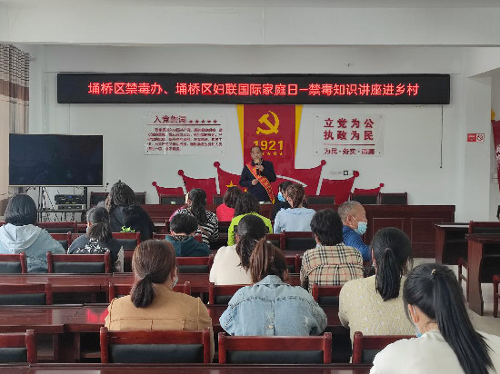 184504-771430.jpg 163407-754519.jpg