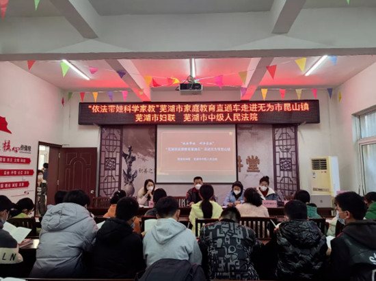 084521-660193.jpg 170508-129680.jpg