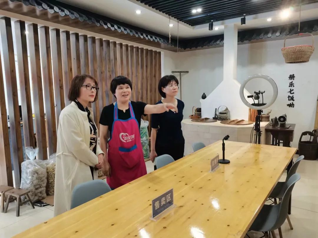 182045-595301.jpg 182045-595301.jpg