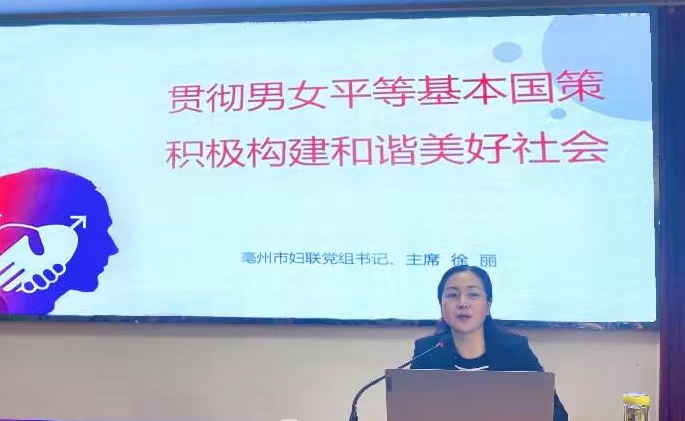 104625-492670.jpg 104625-492670.jpg