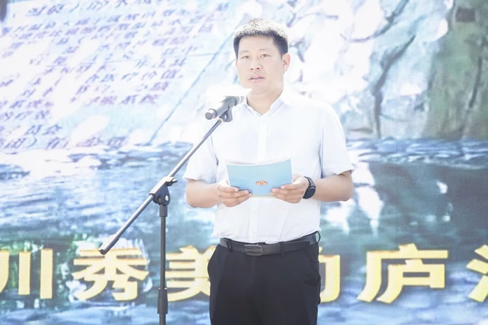 080907-577916.jpg 080907-577916.jpg