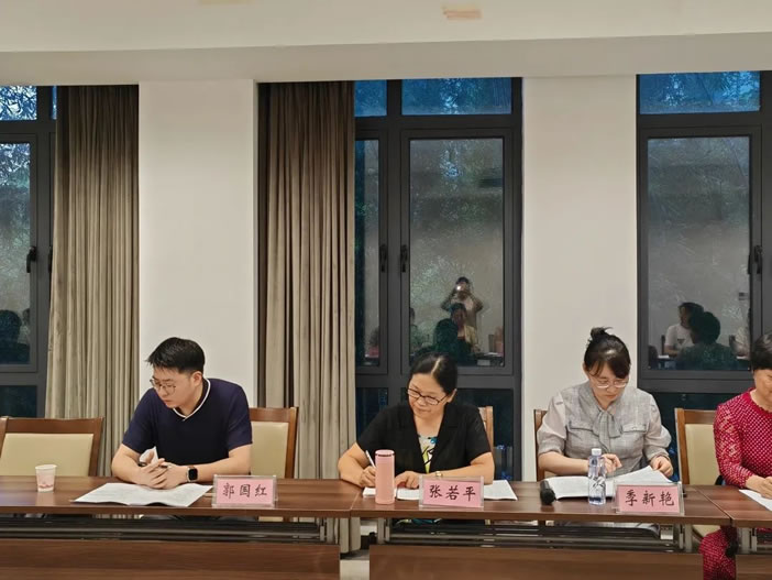 085912-243215.jpg 085912-243215.jpg