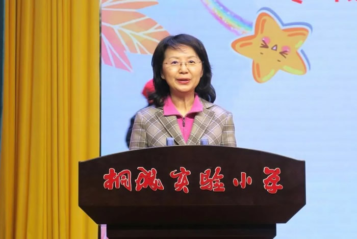 083948-116499.jpg 2.jpg