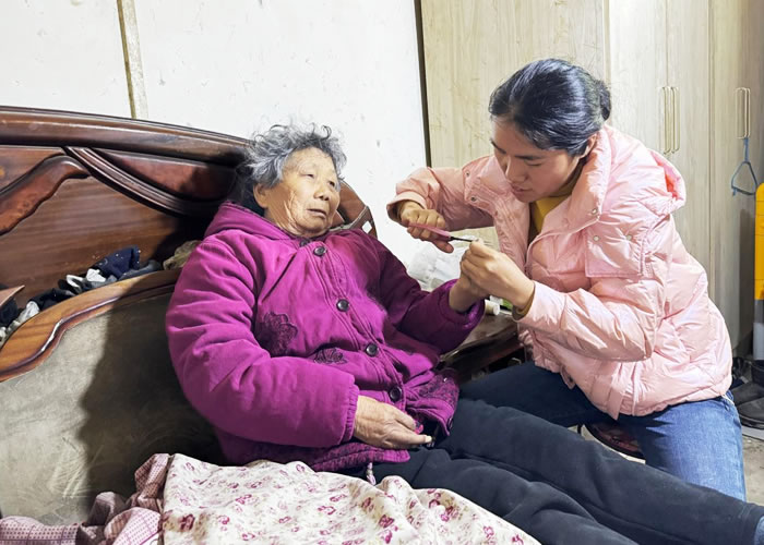 084732-367061.jpg 02.jpg