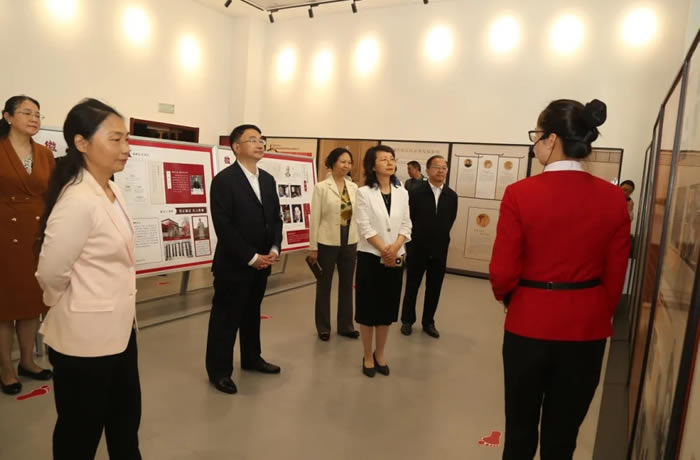 183531-120828.jpg 2.jpg