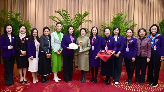 233812-307074.jpg 22.jpg