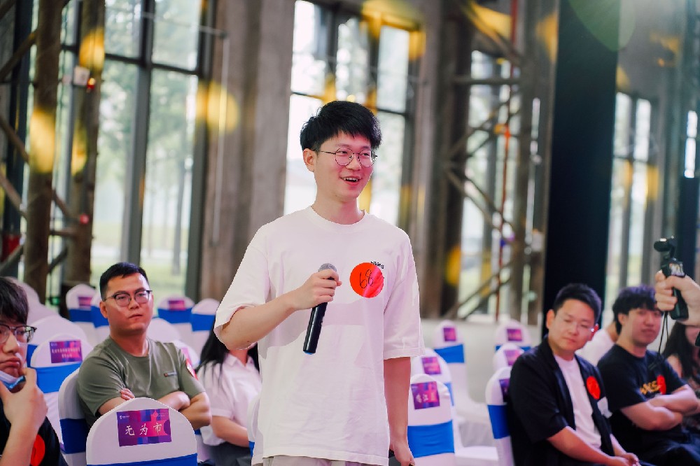 115057-457040.jpg 115057-457040.jpg