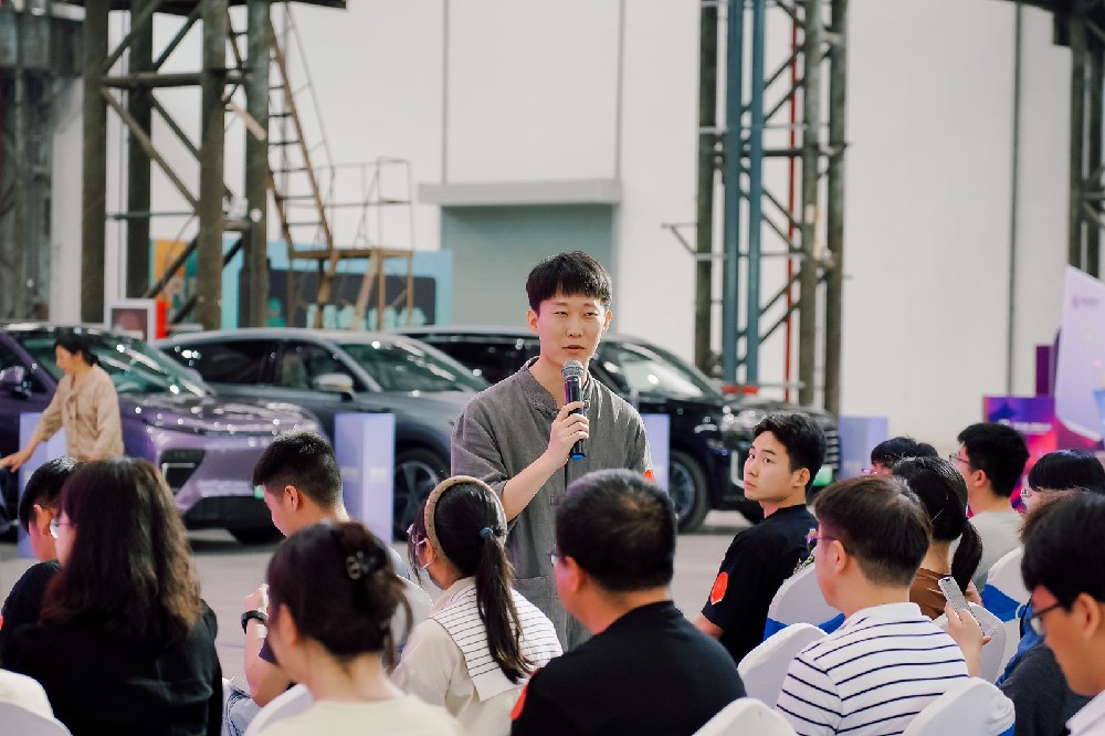 115057-803962.jpg 115057-803962.jpg