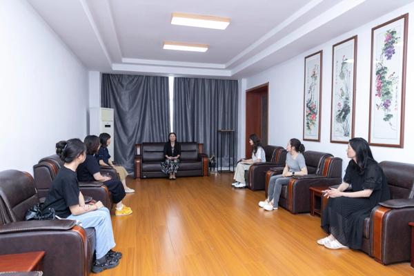 工貿(mào)學院3.jpg