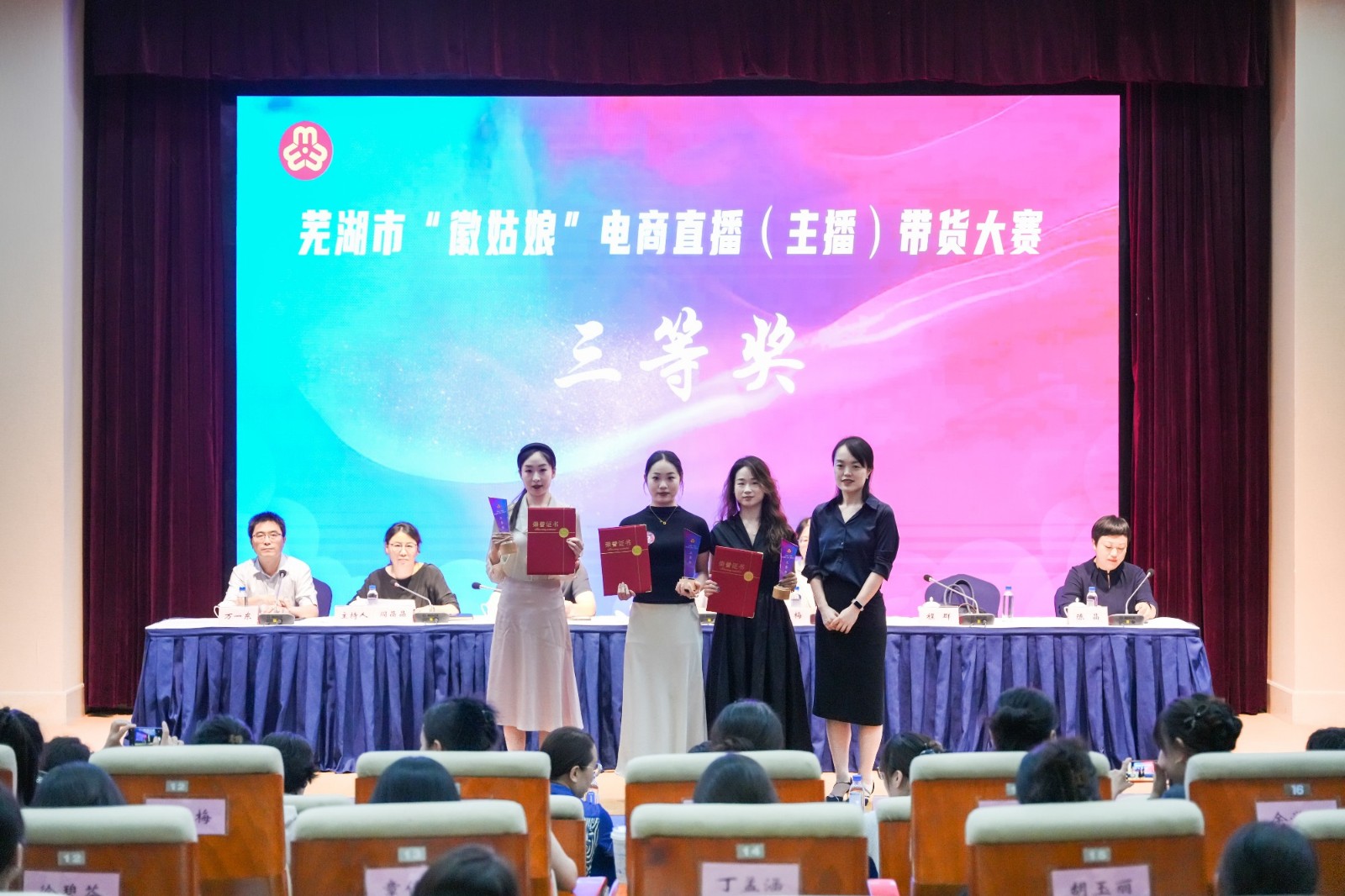 091334-890578.jpg